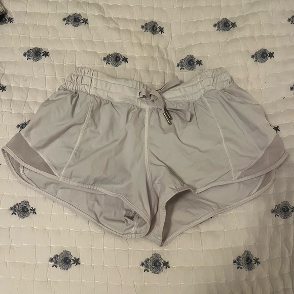 Lululemon Hotty Hots 2.5 - Picture 1 of 2